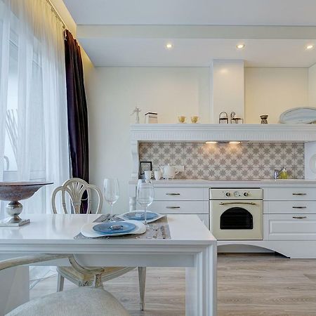 Bright Apartment Near Akropolis VNO Exteriör bild